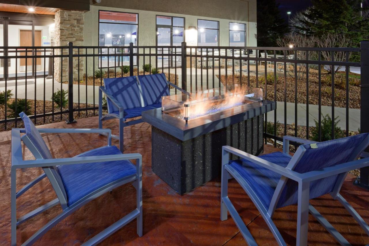Holiday Inn Express Hotel & Suites Minneapolis-Golden Valley By Ihg Saint Louis Park Exteriér fotografie