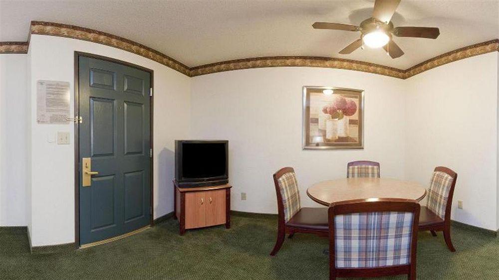 Holiday Inn Express Hotel & Suites Minneapolis-Golden Valley By Ihg Saint Louis Park Exteriér fotografie